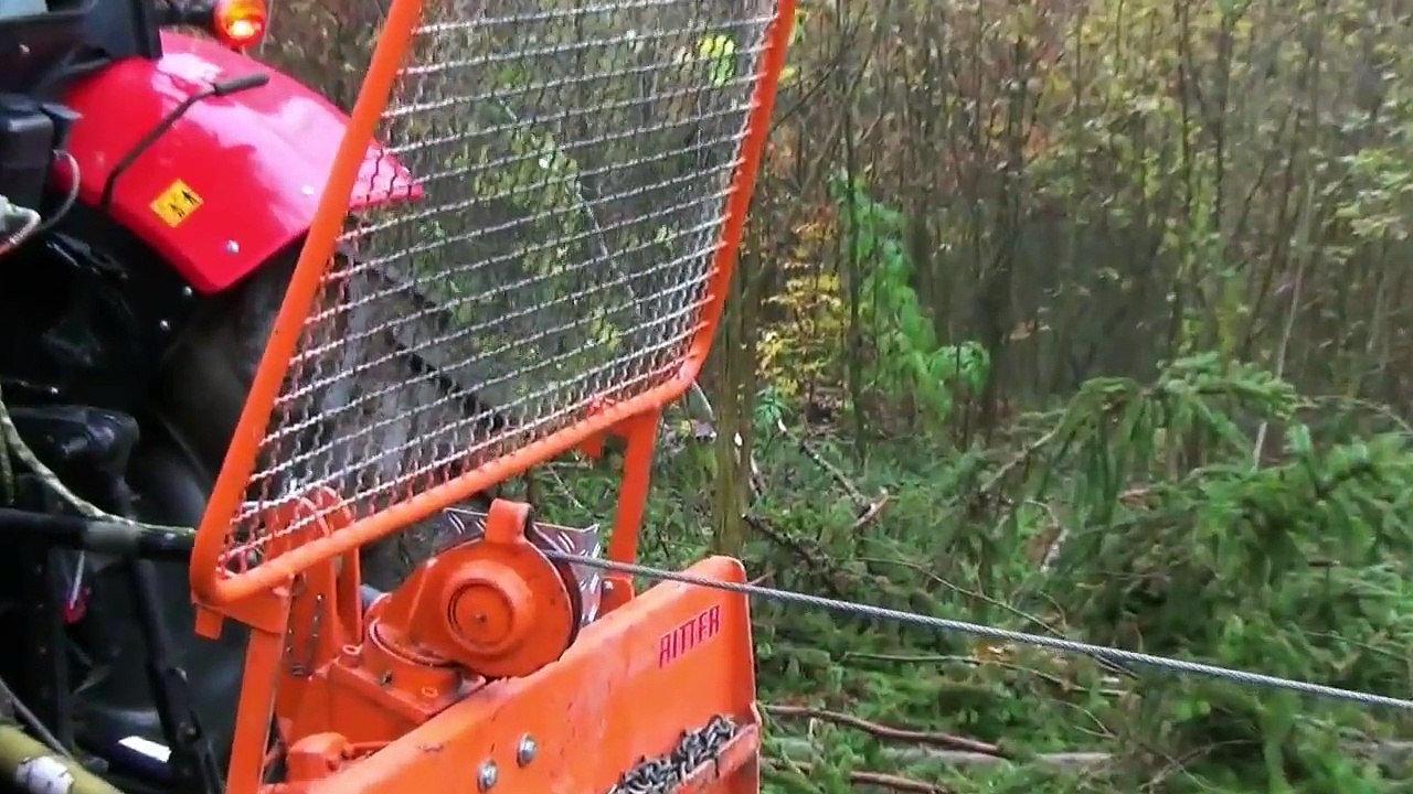 Zetor Proxima Power 100 mit Ritter 7t Funk- Seilwinde