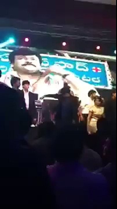 Balakrishna & Chiranjeevi Dance at Chiranjeevi 60th birthday celebrations