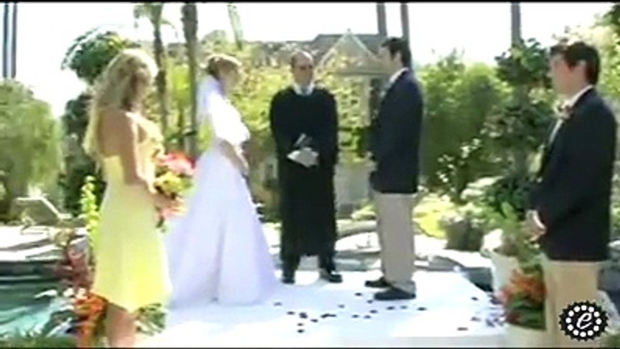 Hilarious Wedding Scene to Avoid 😅