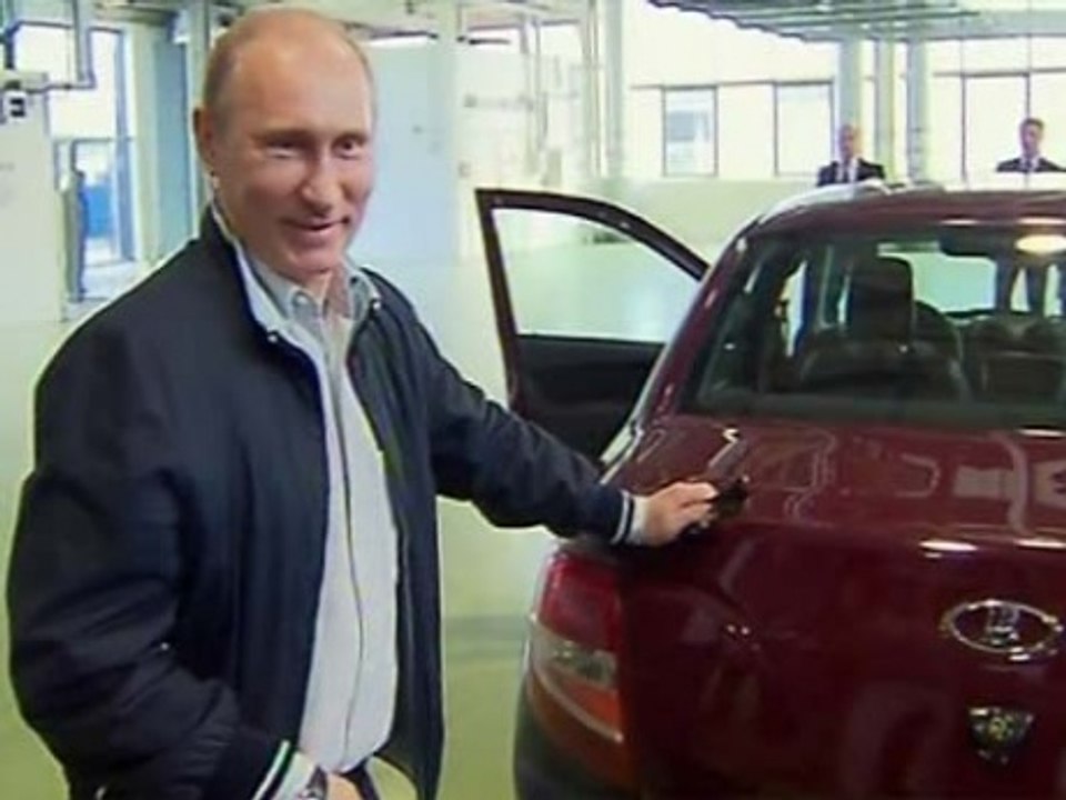 КАК ВЛАДИМИР ПУТИН ПЫТАЛСЯ ЗАВЕСТИ НОВУЮ ЛАДУ