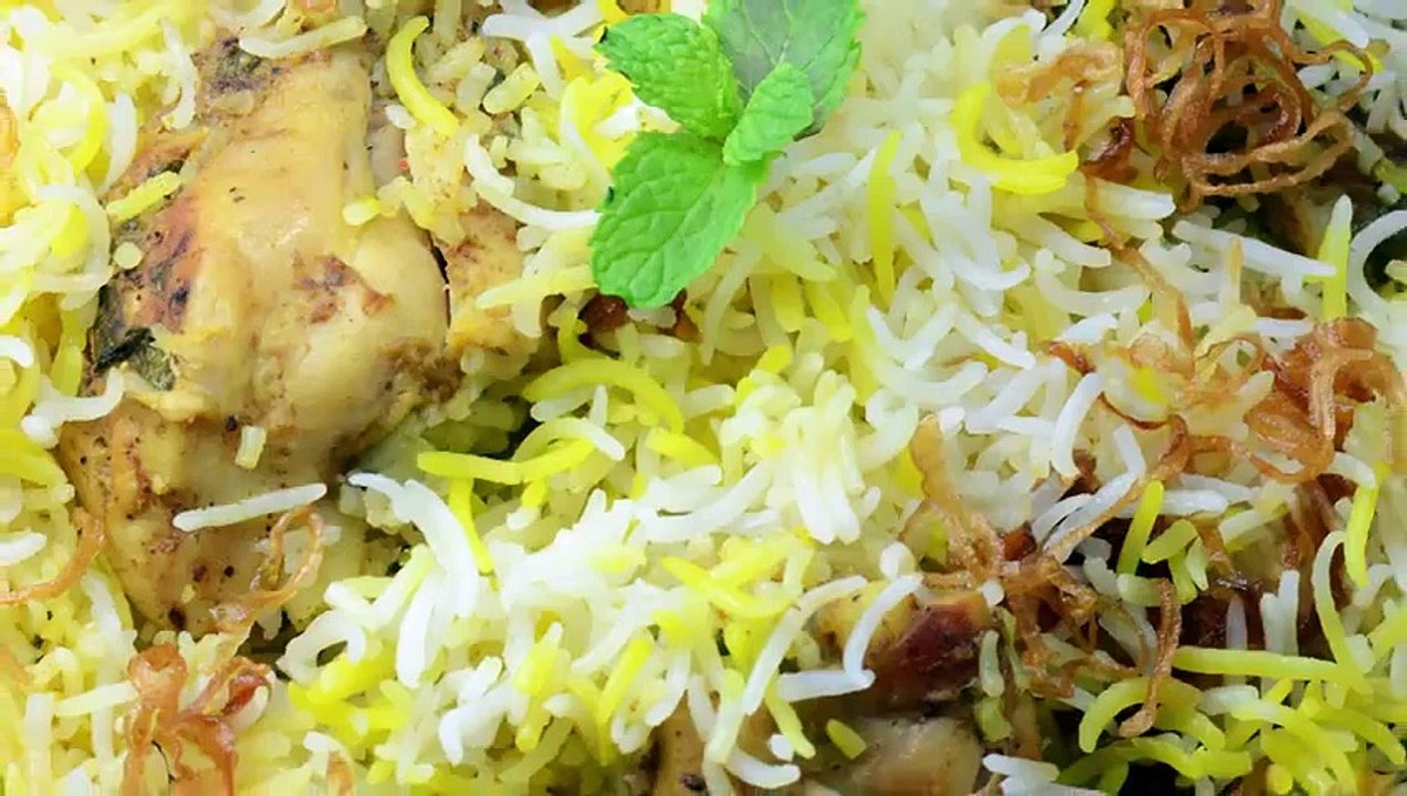 Chicken Biryani Restaurant Style - YouTube