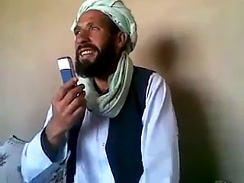 Ye koi mizaq nahi kar raha is ki zaban ei aisi hai