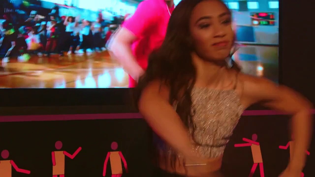 Vevo - Eva and Tess Hang Out at The Year In Vevo