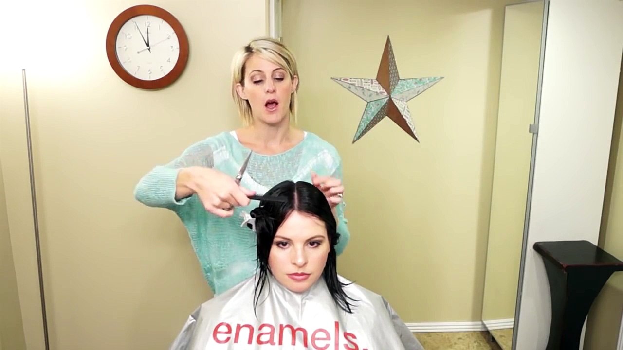 HOW TO CUT WOMENS HAIR // Short Pixie Assymetrical A-line Haircut Tutorial