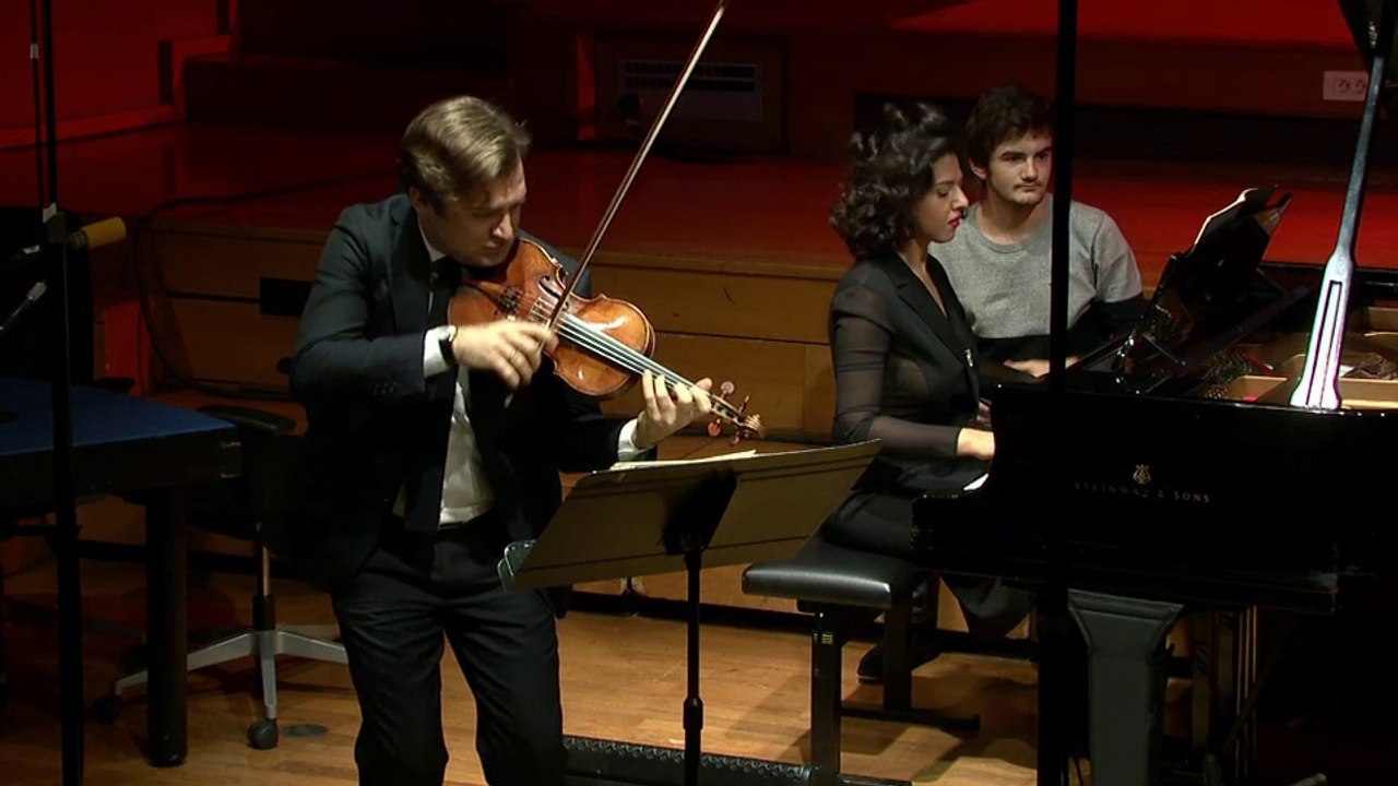 Renaud Capuçon et Khatia Buniatishvili interprètent les Pièces romantiques opus 75 de Dvorak | Carrefour de Lodéon