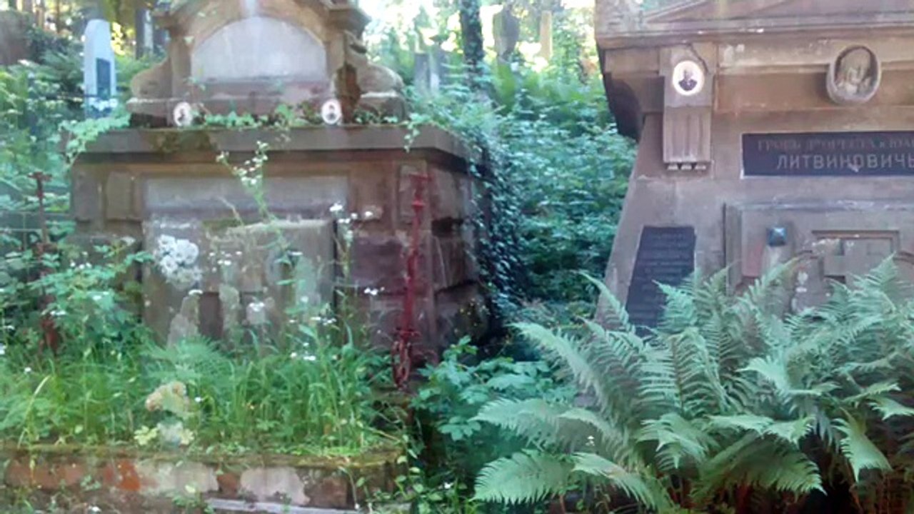 Лычаковское кладбище (гробница) заложено в 1786 г (интересные места)