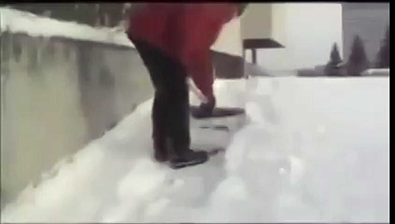 Смеялись до слез(дворник приколист)