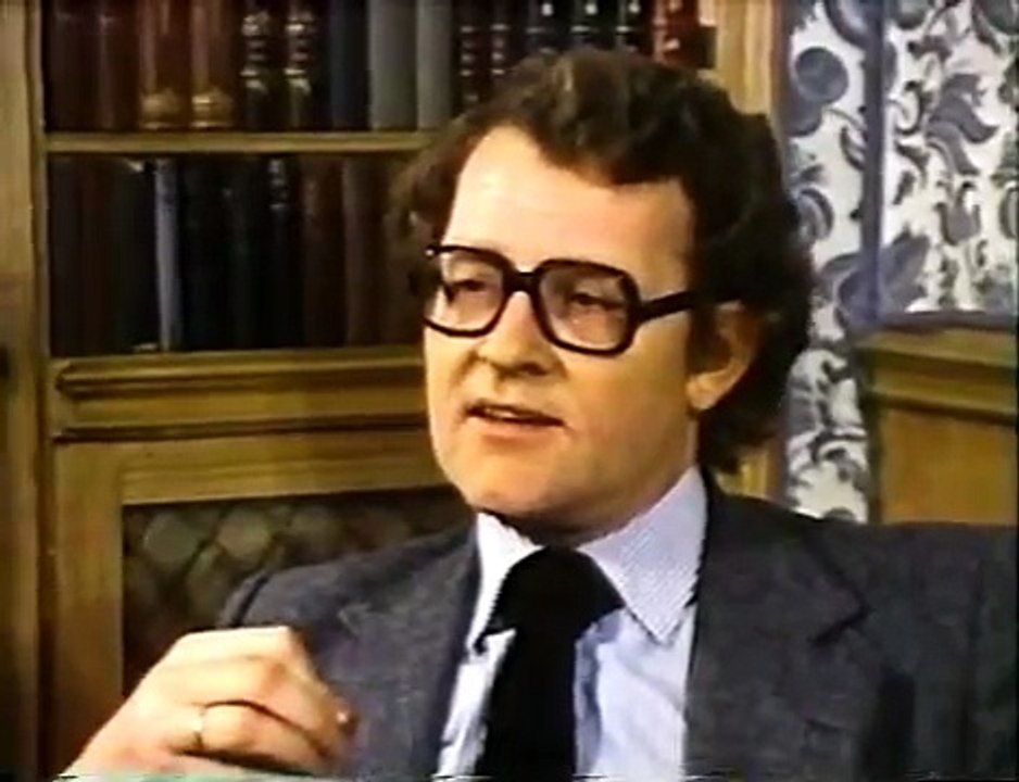 1979 Documentary clip showing off many of the problems with the F-16 jet