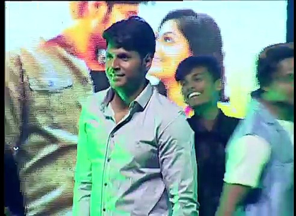 Sundeep Kishan's Dance Performance at Run Movie Audio Launch