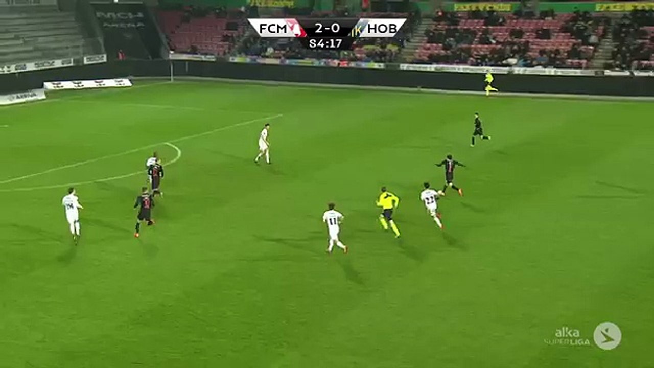 Üst direği kırıyordu!