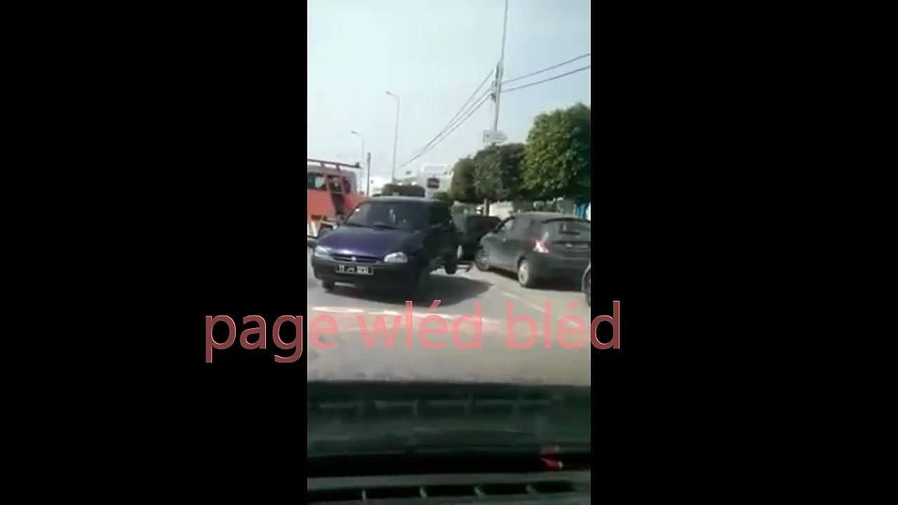 نعتذر على الكلام الزايد شوفو يا عباد كراهبكم كيفاش تتهز في ‏سيدي‬ بو سعيد تونس