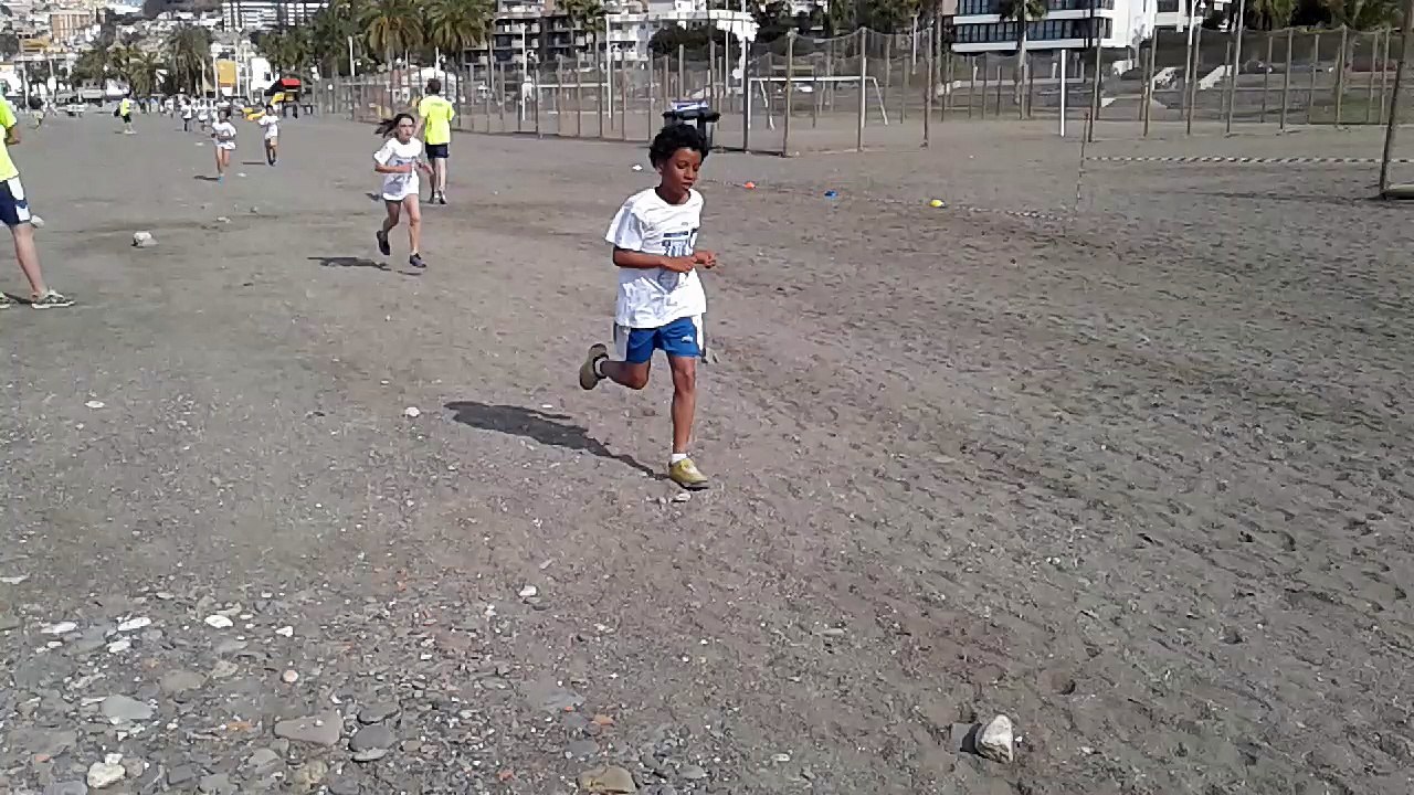 cours, cours petit bonhomme !!!!