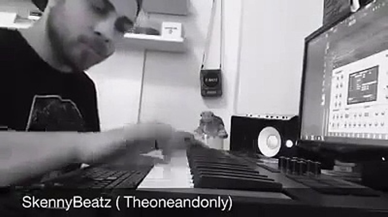 Dr. Dre - Still D.R.E. ft. Snoop Dogg | Iconic Beat & Classic Hip-Hop