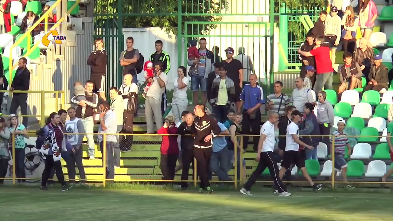 Директор ФК «Полтава» хотів утихомирити фанатів… пістолетом