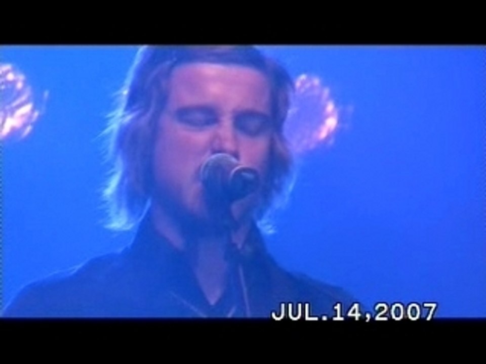 Julien Doré à lens Freed from desire