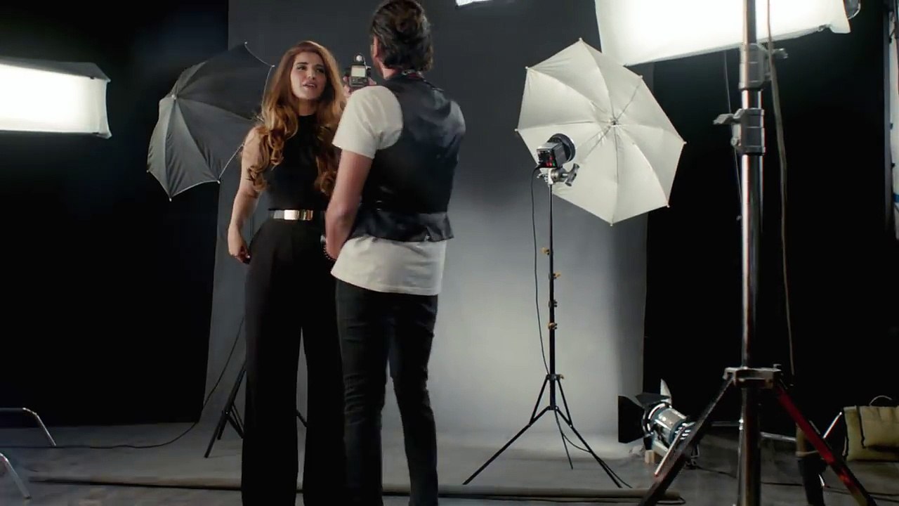 Gorgeous & Hot Hareem Farooq