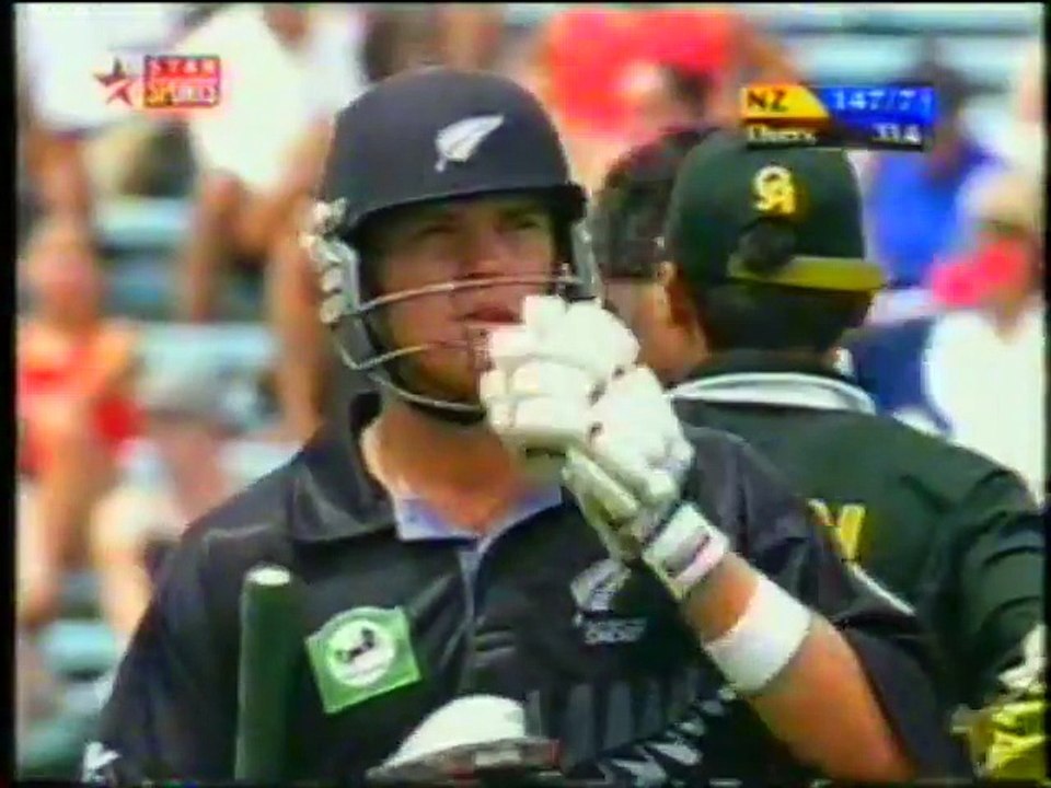 Shoaib Akhtar bold bold bold bold lbw vs Nz at Auckland 2001