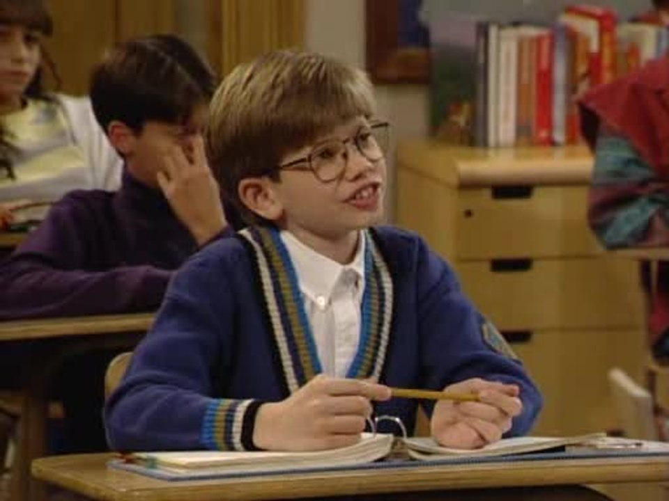 Boy Meets World S01E13 She Loves Me She Loves Me Not