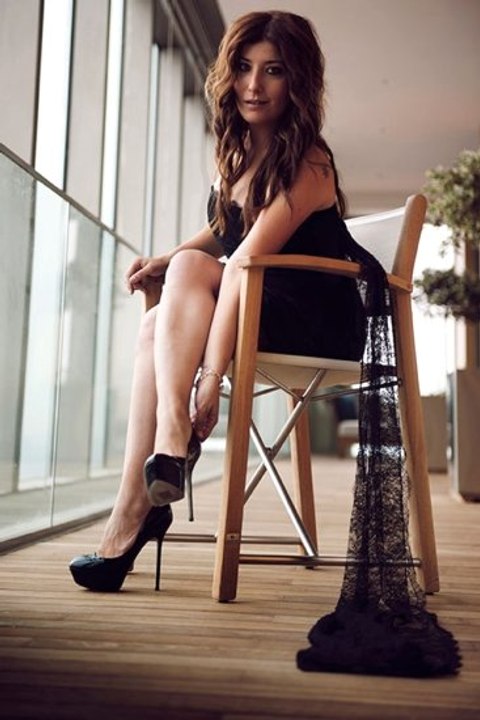 Şebnem Bozoklu, Rol Arkadaşıyla da Yakınlaşmış