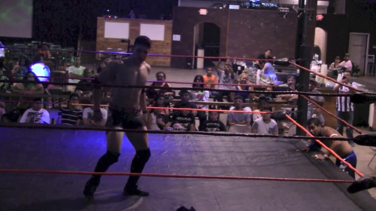 Lowrider and Sammy Guevara vs Syrus and Douki Lucha Libre