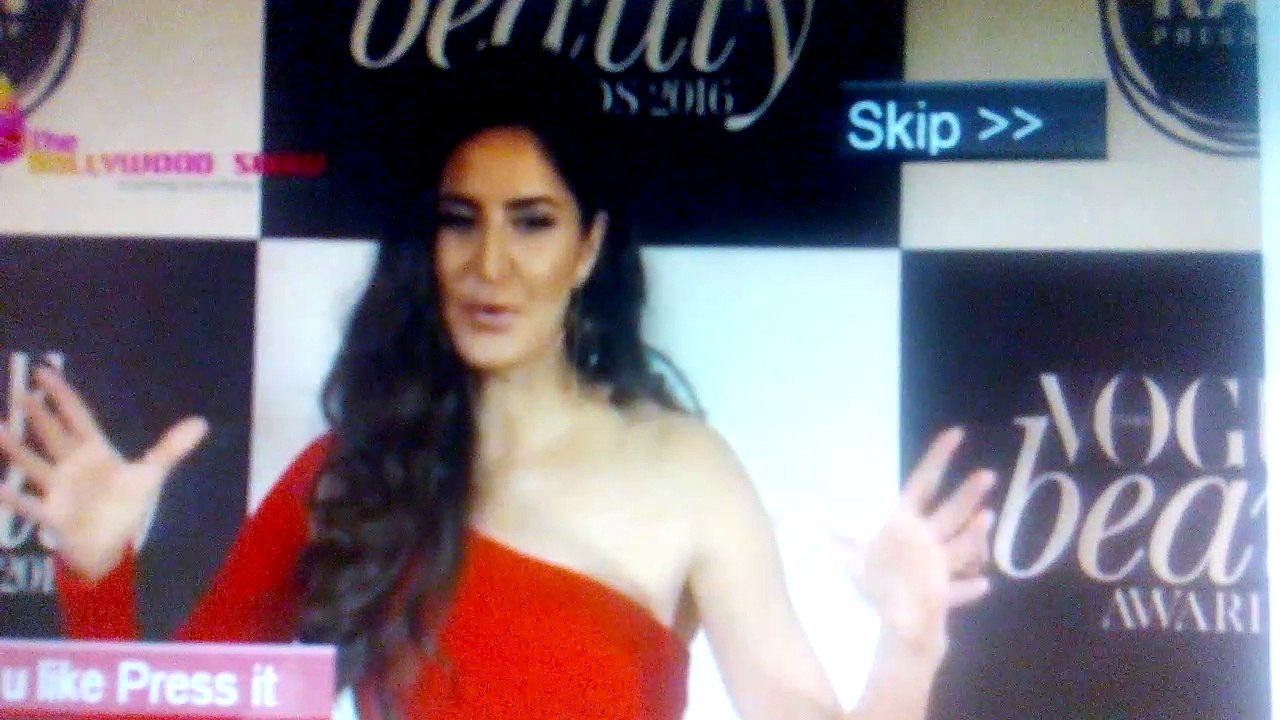 KATRINA KAIF in KALA CHASHMA SONG