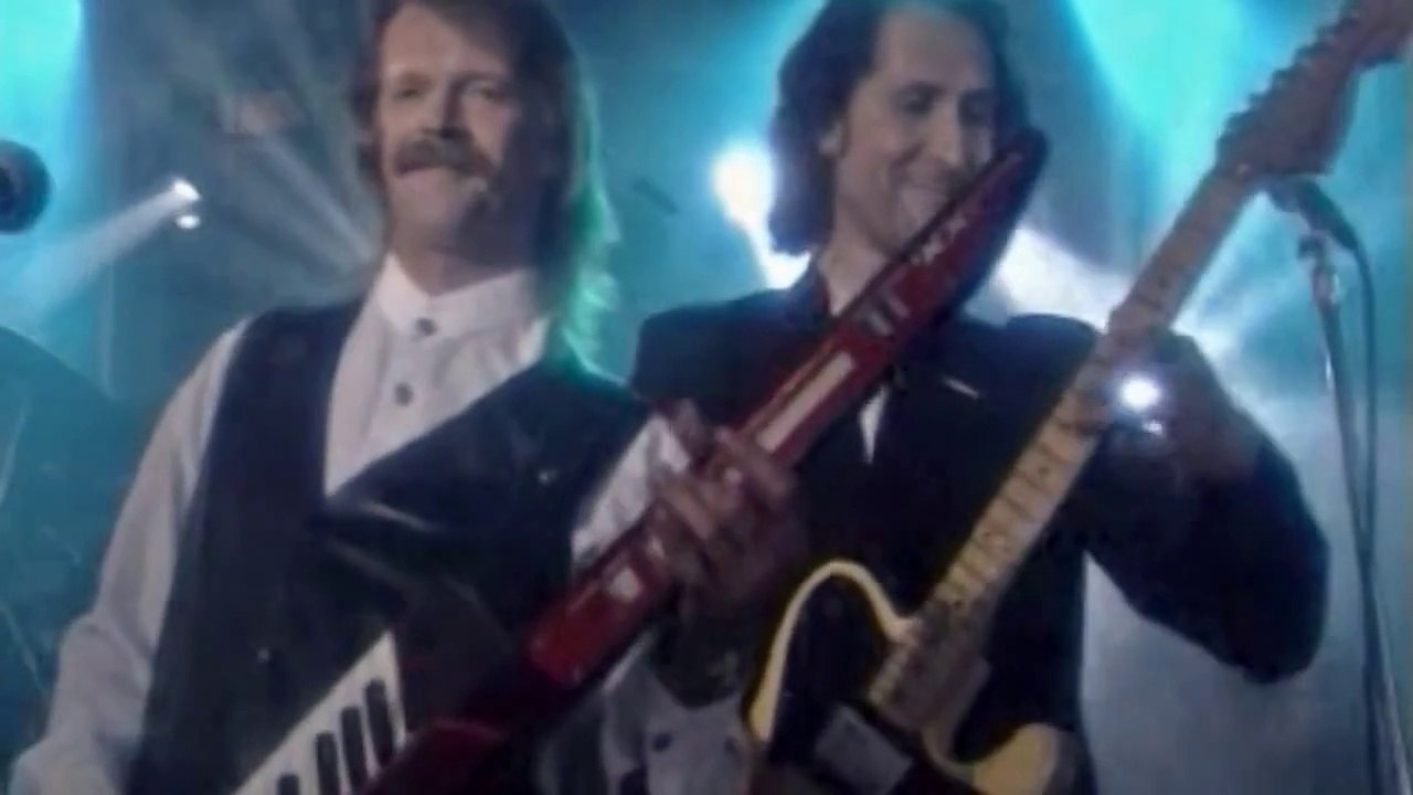 83 - The Earthlings - 'The Grass of Home'