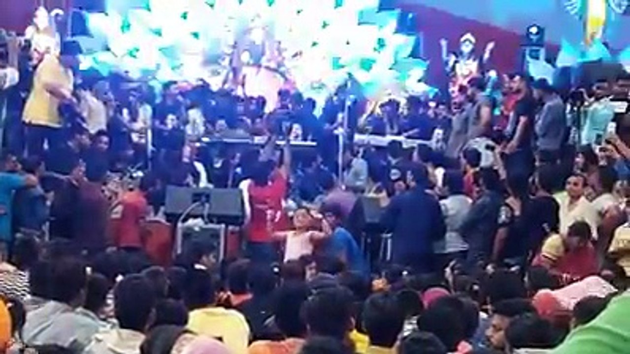 Master Saleem naal ki hunda