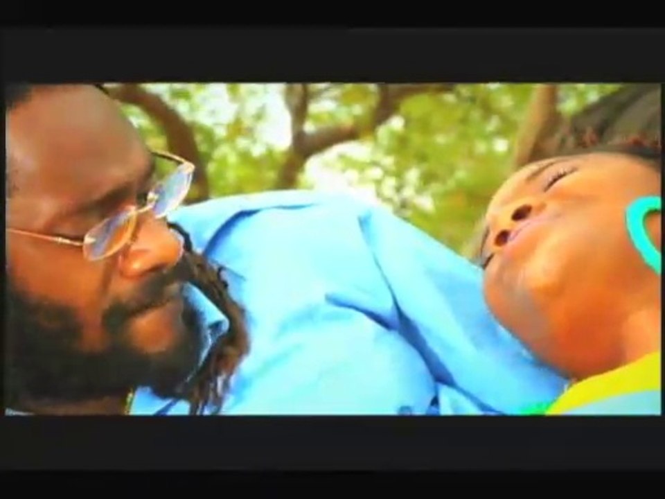 Tarrus Riley - She's Royal