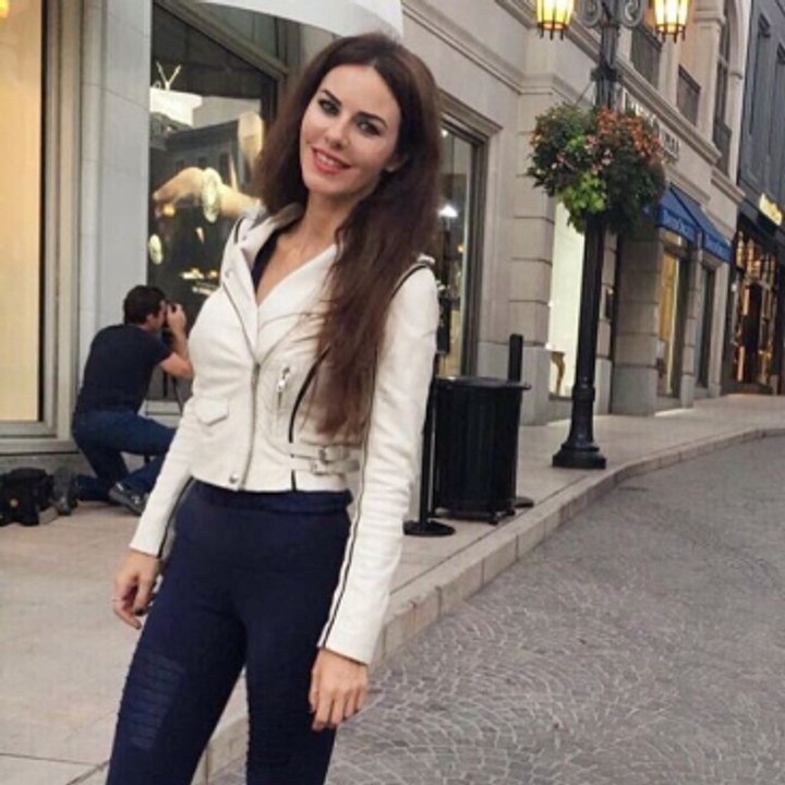 Defne Samyeli, Sarışın Fotoğrafını Paylaştı