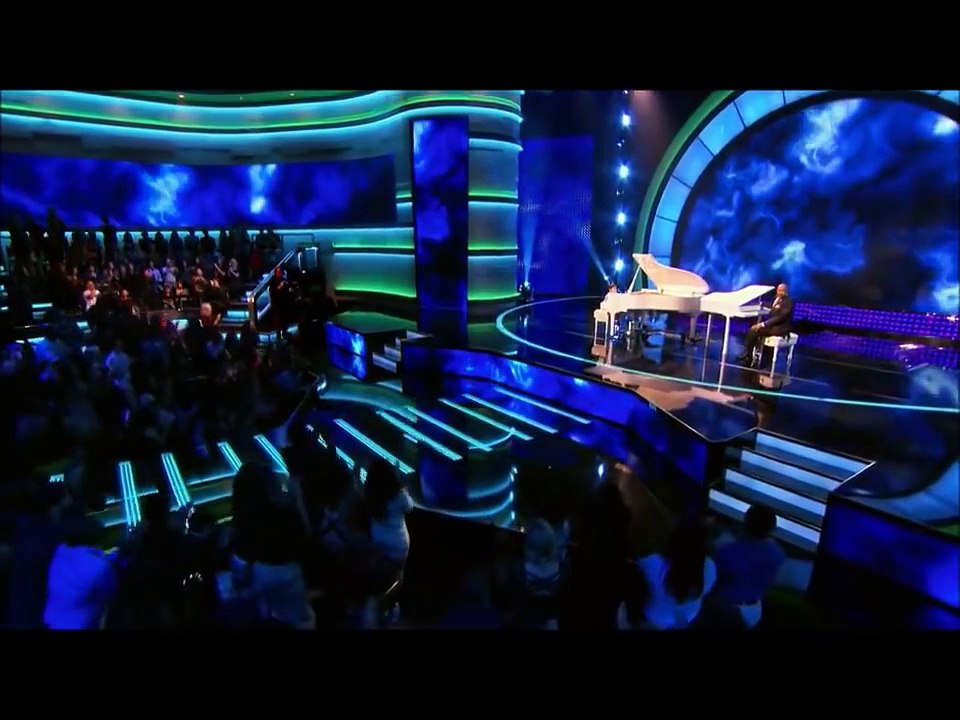 Маленький китаец с пианино взорвал Интернет