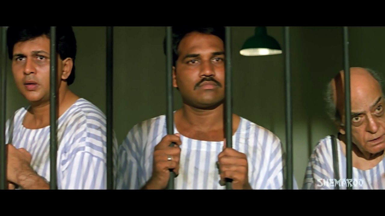 Ek Aaisi Ladki  Dilwale Songs  Ajay Devgan  Raveena Tandon  Suniel Shetty  Sad  Filmigaane