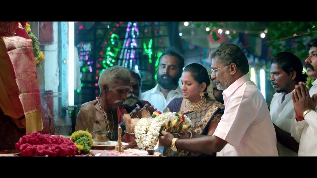 Sethupathi Mass Scene-Vijay Sethupathi,Remya Nambesen