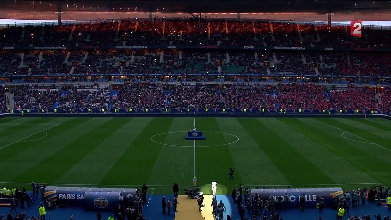 Quand Maître Gims a été hué au Stade de France