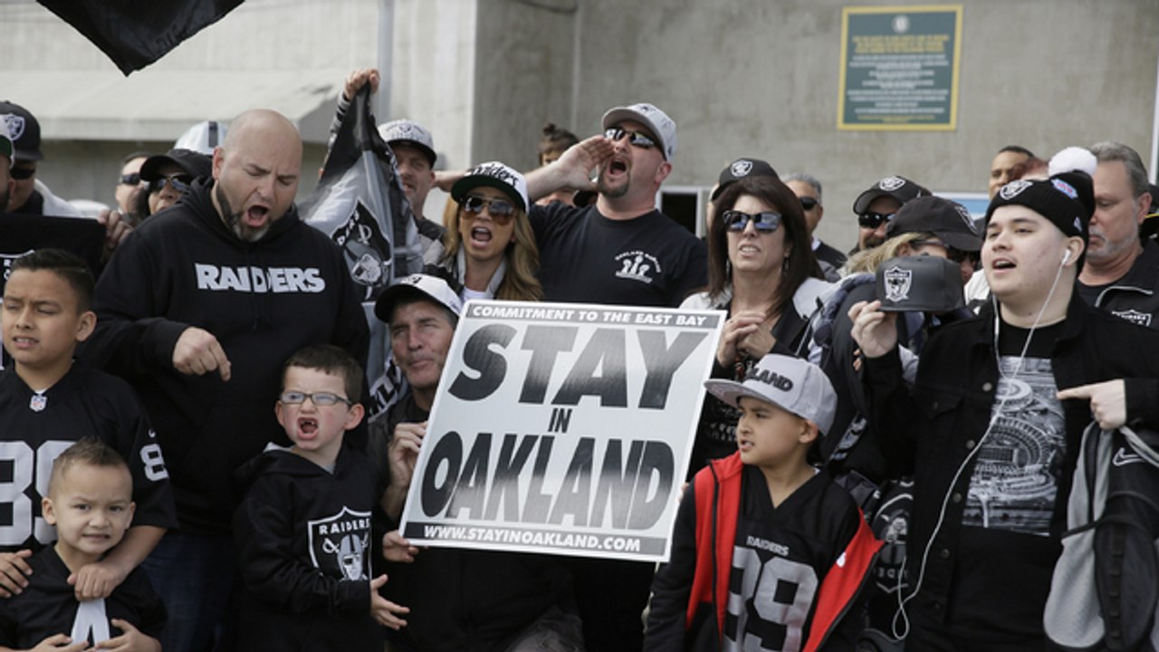 Brandt: There are different feelings between fans of Oakland and fans of the Raiders