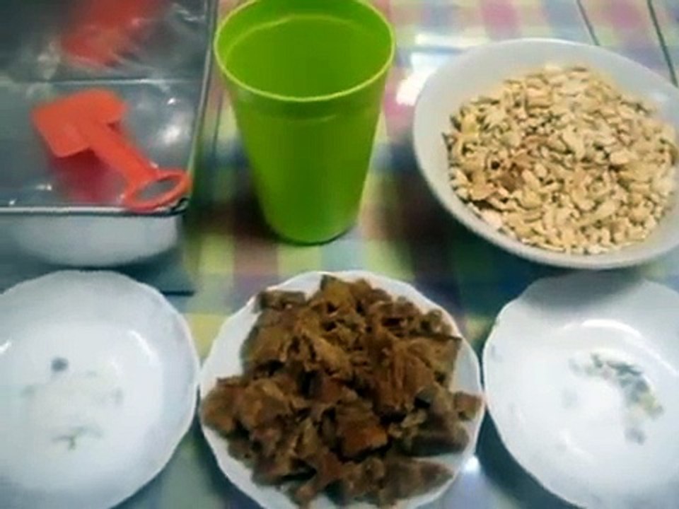 Membuat Enting-Enting Kacang