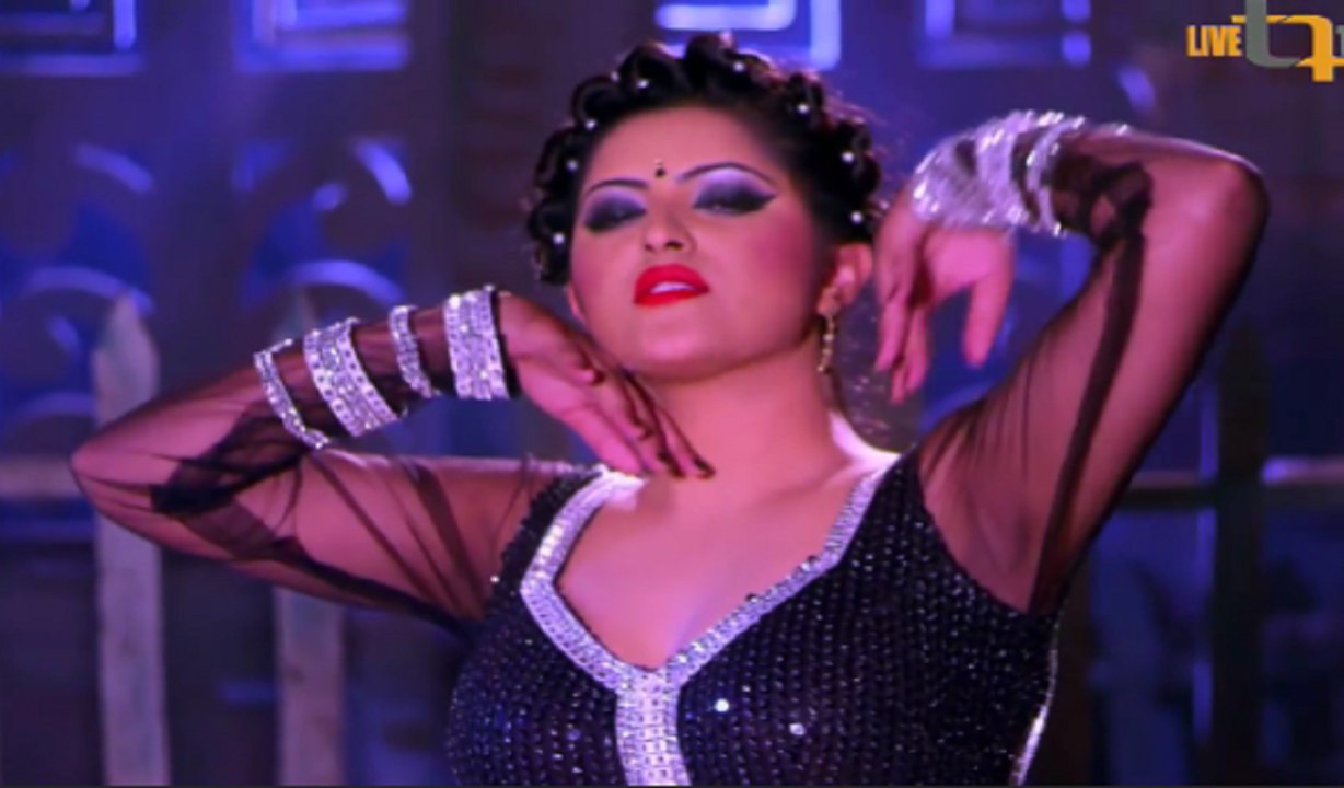 অপরুপা সুন্দরী | Aporupa Sundhori | Porimoni | Bangla Movie Item Song | SK Entertainment