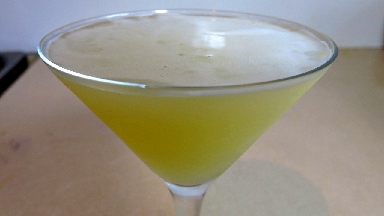 BRAZEN HUSSY COCKTAIL