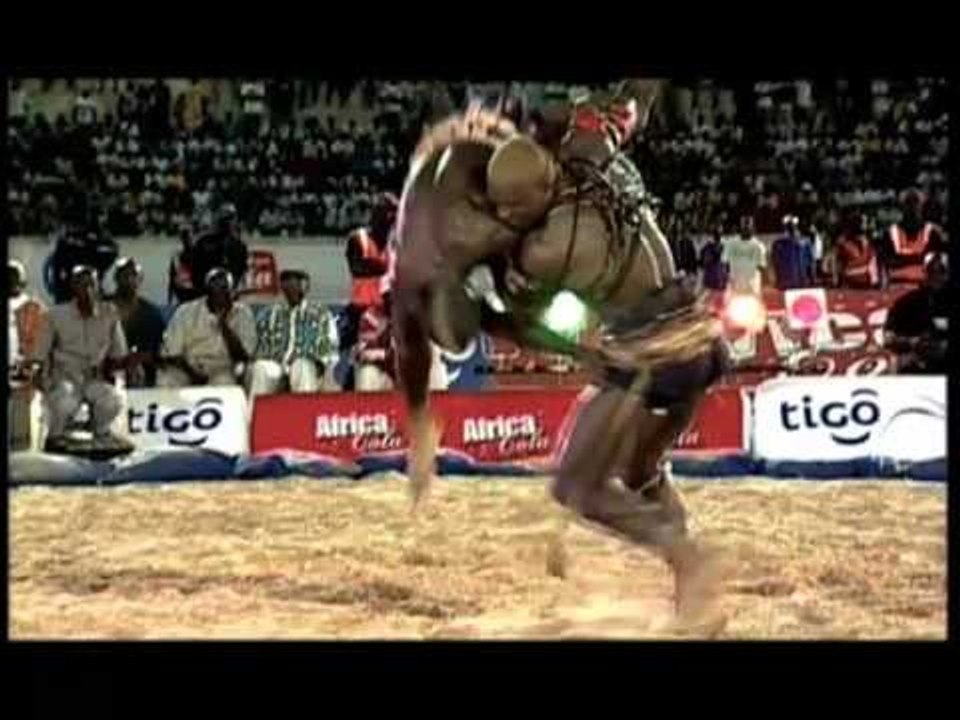 Bande annonce du combat - Ama Baldé vs Gouye Gui