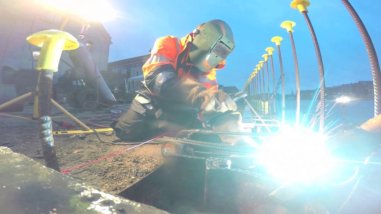 Reinforcing sheet-pile