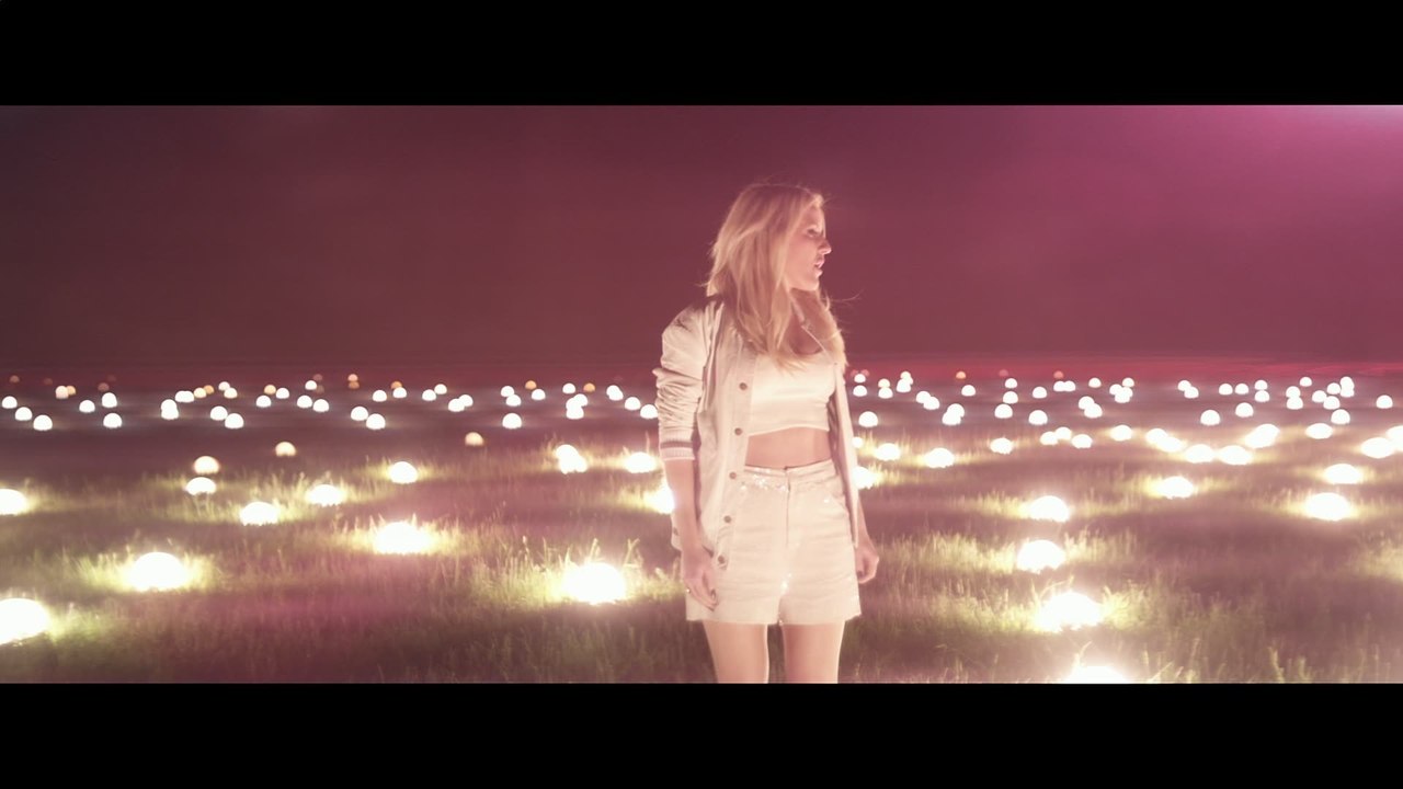 Ellie Goulding - Burn