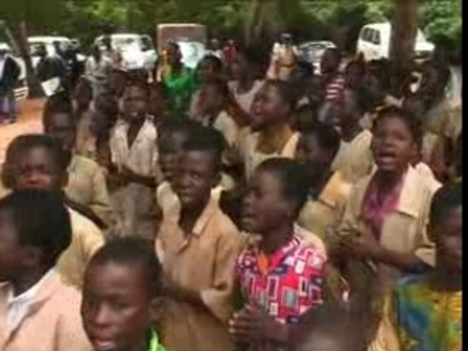 Angélique Kidjo : Parcours Éducatif et Message aux Enseignants du Bénin
