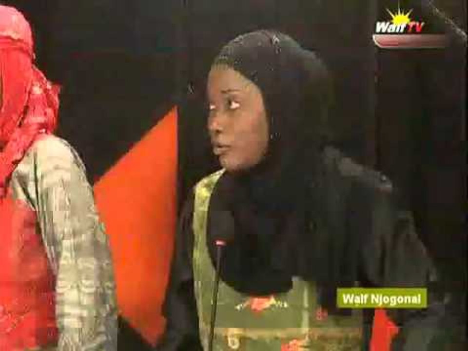 Zeyda Binetou THIAM change le décors du  plateau NJOGONAL