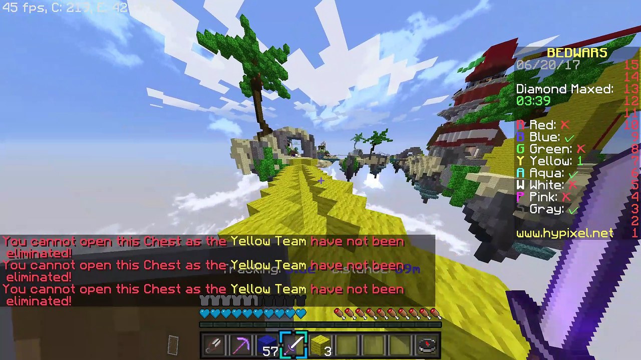 Someone hacking in Bedwars in mc.hypixel.net