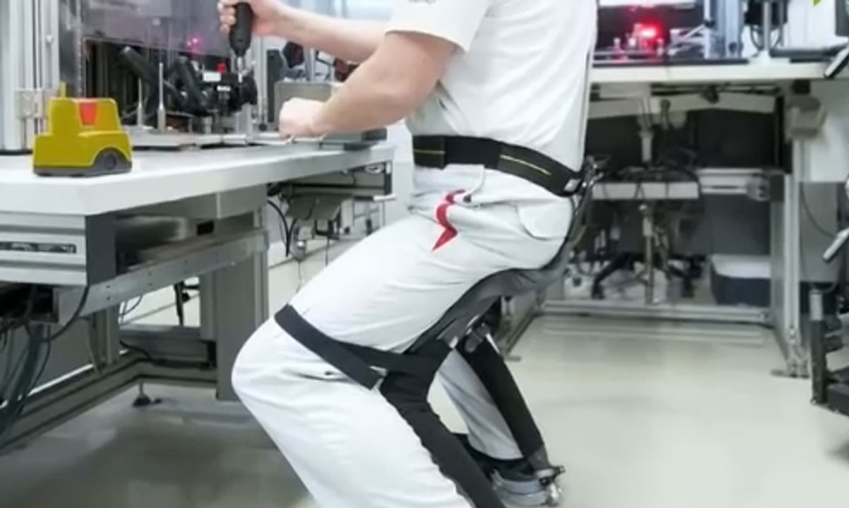 Kursi di Mana Saja, Kapan Saja