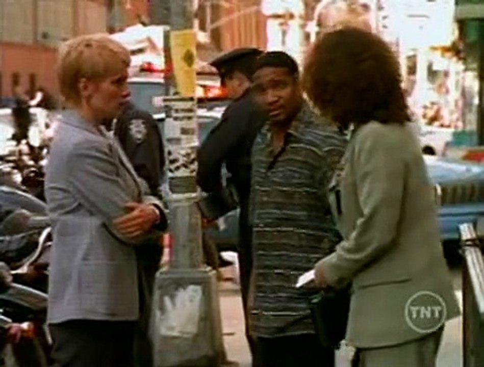 NYPD Blue S07E02  A Hole İn Juan