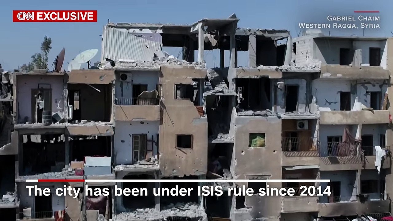 Появились шокирующие кадры из сирийского города Ракки