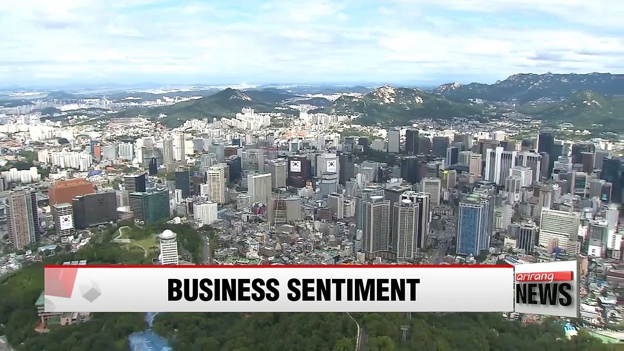 Business sentiment slumps in auto sector, spikes in electronics sector