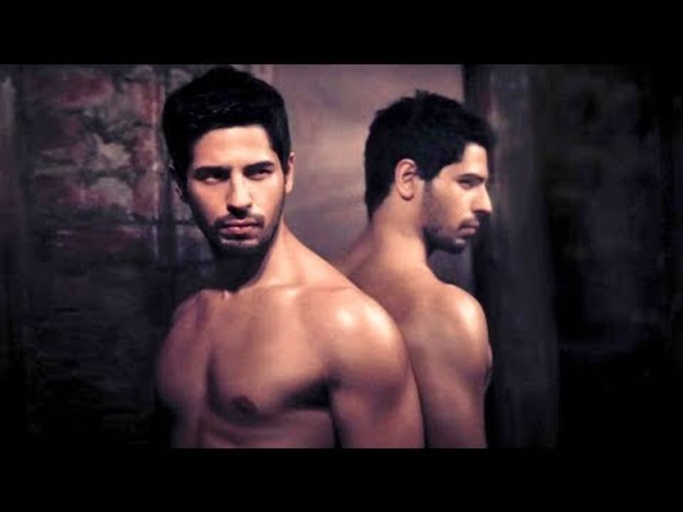 Sidharth Malhotra's Naughty Bedroom Secrets Disclosed | Bollywood Buzz