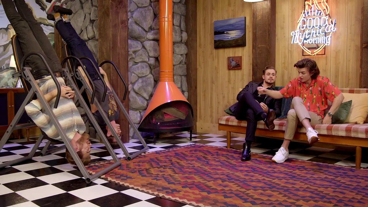 Stranger Things' Joe Keery & Dacre Montgomery | This Week on GMM