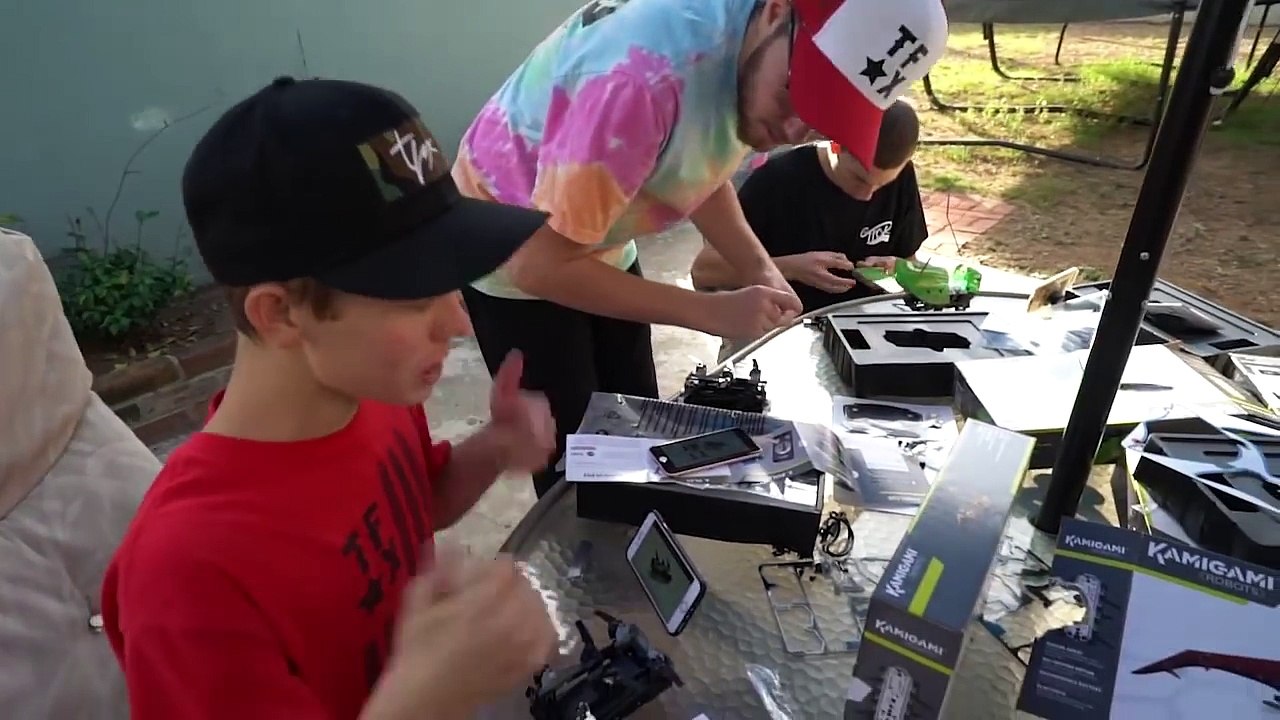 WE'RE MOVING IN TOGETHER! *it's OFFICIAL*